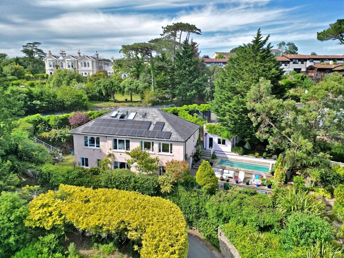 House in Torquay, England 1 - 16109713