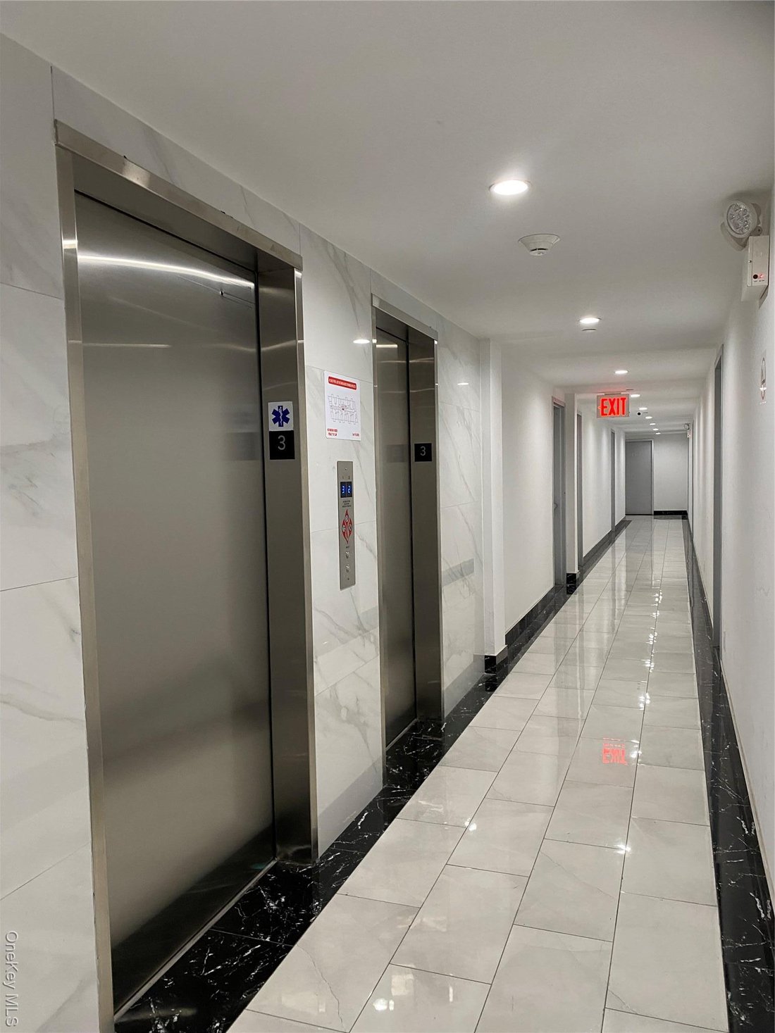 Condo in Rochester, New York, United States 4 - 16111299