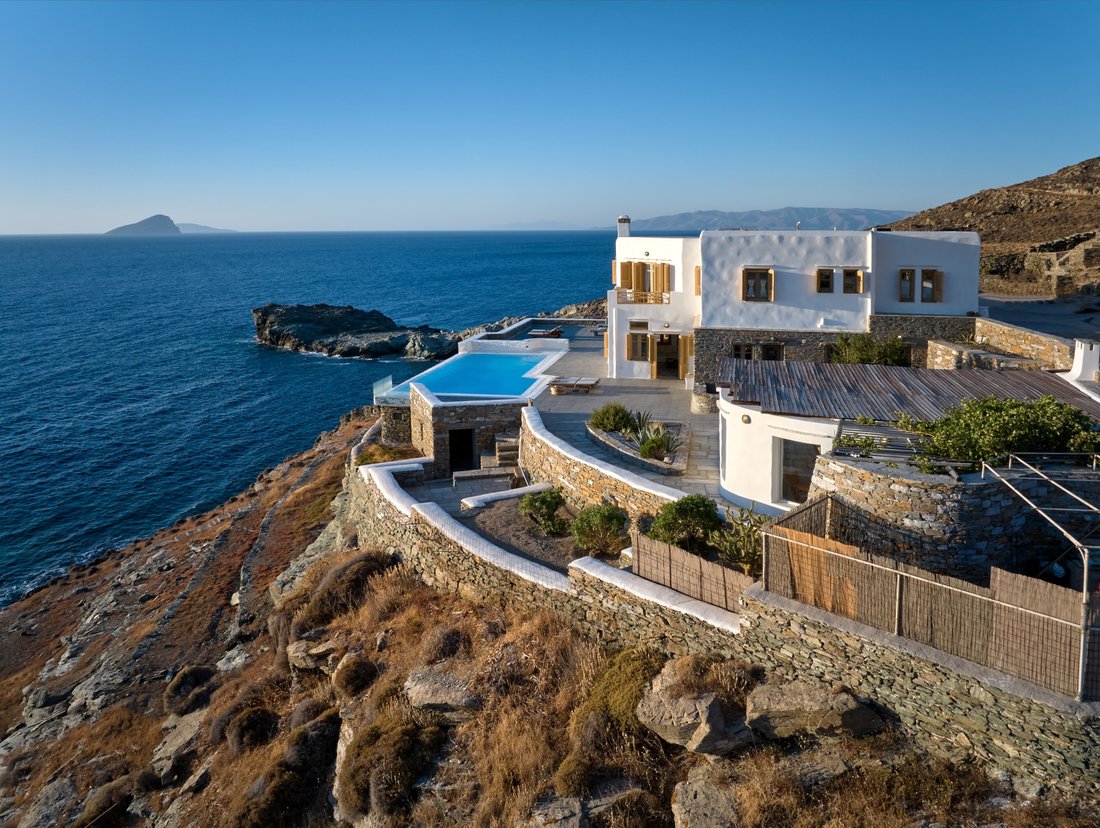 House in Community of Dryopida, Aegean, Greece 1 - 13892704