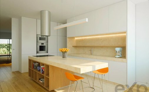 House in Alcantara, Lisbon, Portugal 1