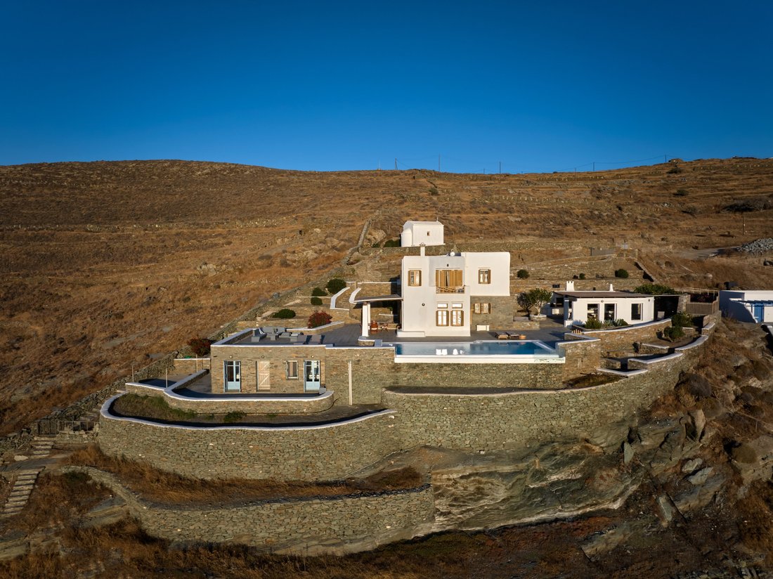 House in Community of Dryopida, Aegean, Greece 2 - 13892704