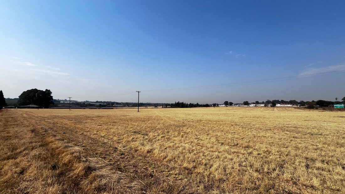 Farm Ranch in Bredell, Gauteng, South Africa 4 - 16114945