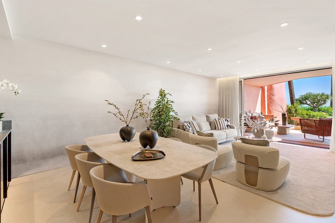 Apartment in Gualdalmansa, Estepona, Andalusia 5 - 15892617