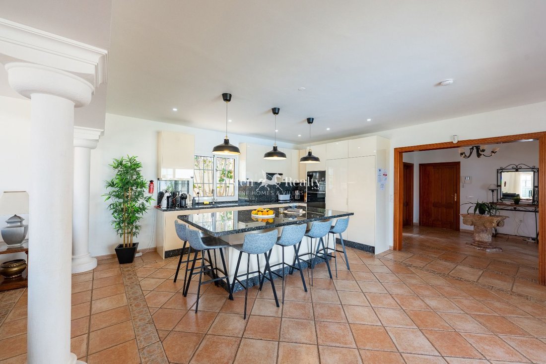 Villa in San Miguel de Abona, Canary Islands, Spain 5 - 16108496