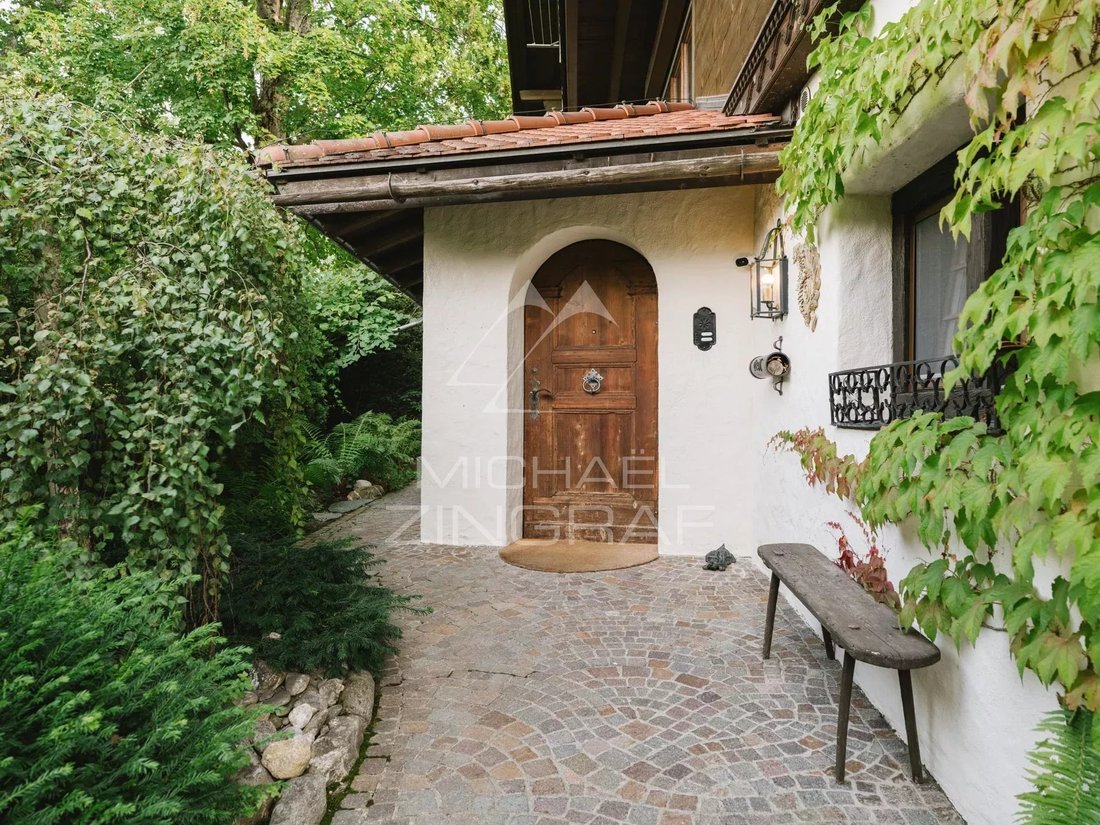 Apartment in Gstaad, Canton of Bern, Switzerland 4 - 15678943