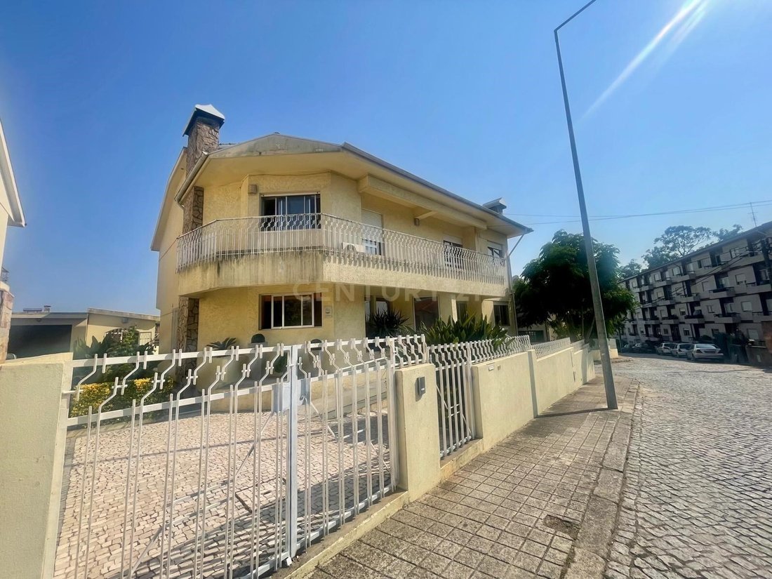 Villa in Fanzeres e Sao Pedro da Cova, Distrikt Porto, Portugal 1 - 16111111