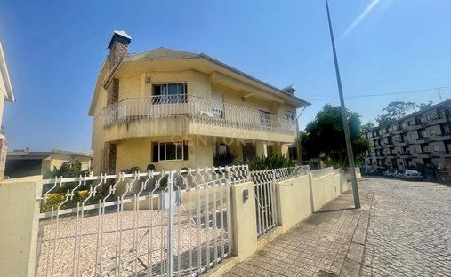 Villa à Fanzeres e Sao Pedro da Cova, District de Porto, Portugal 1
