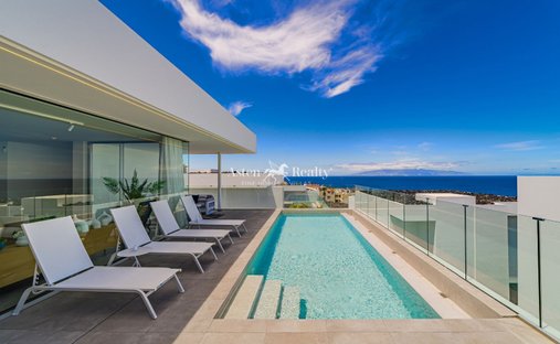 Villa en Adeje, Canarias, España 1