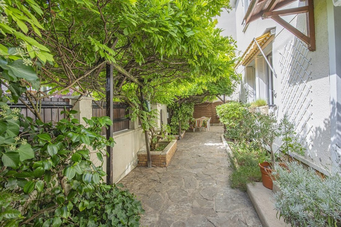 House in Les Trembleaux, Sartrouville, France 3 - 16111809