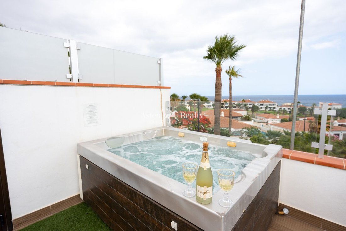 Villa in San Miguel de Abona, Canary Islands, Spain 4 - 16108523