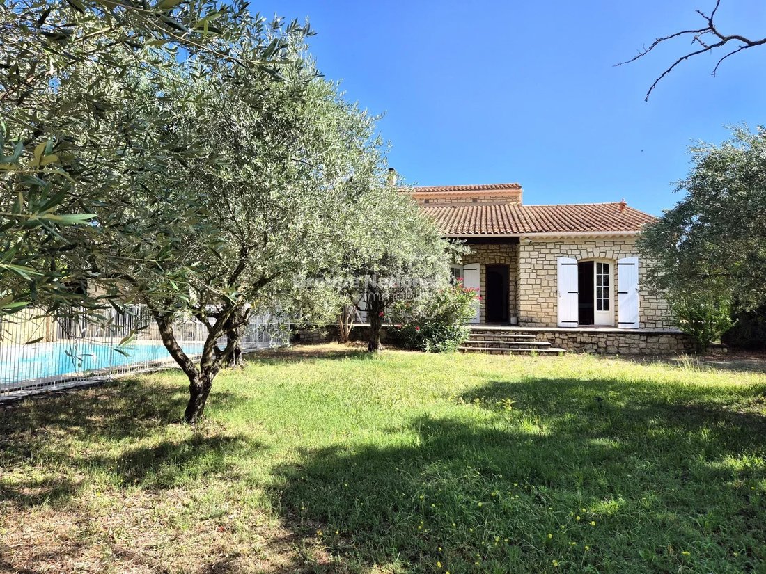 Villa in Secteur Est, Pernes-les-Fontaines, France 3 - 16108560
