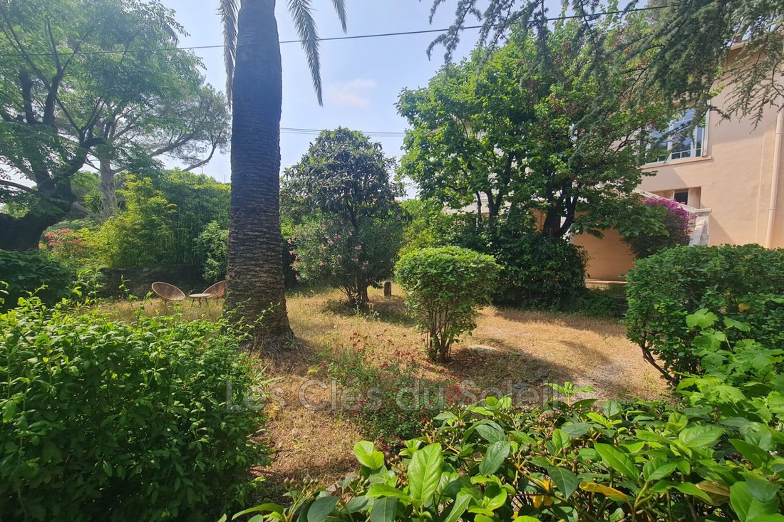 Villa in Le Faron-Fort-Rouge, Toulon, Frankreich 1 - 16108601