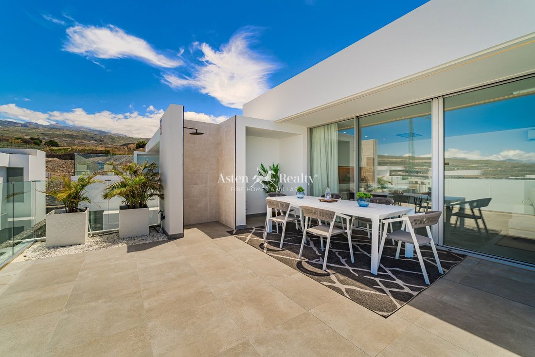 Villa in Adeje, Canary Islands, Spain 3 - 16108502