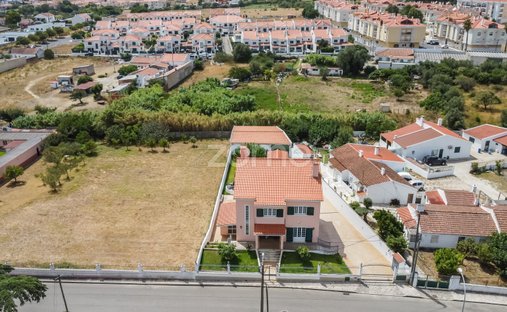 Finca in Rio de Mouro, Lisbon, Portugal 1