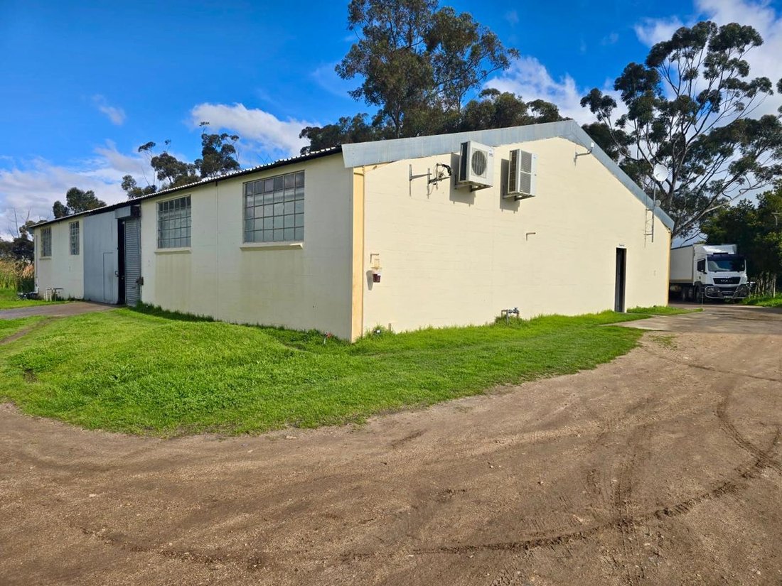 Farm Ranch in Klapmuts, Western Cape, South Africa 1 - 16108816