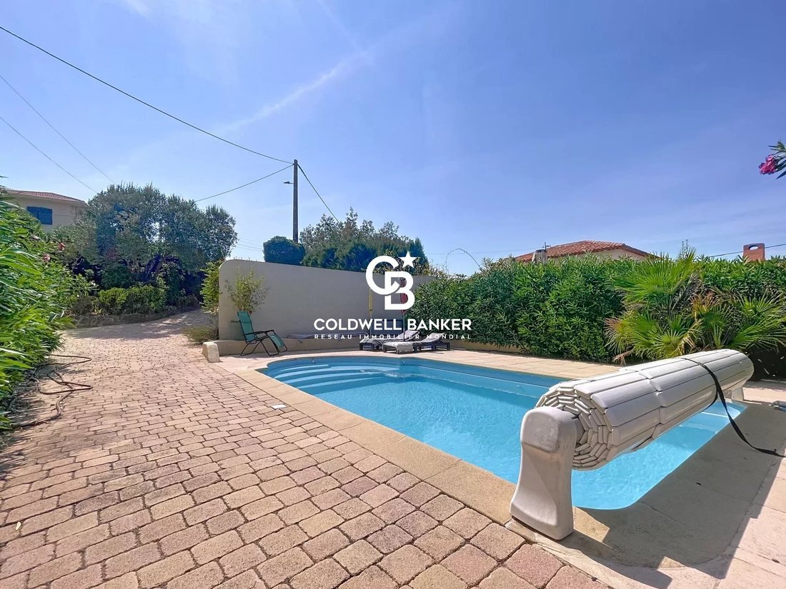 House in Frejus, Provence-Alpes-Côte d'Azur, France 4 - 16002776