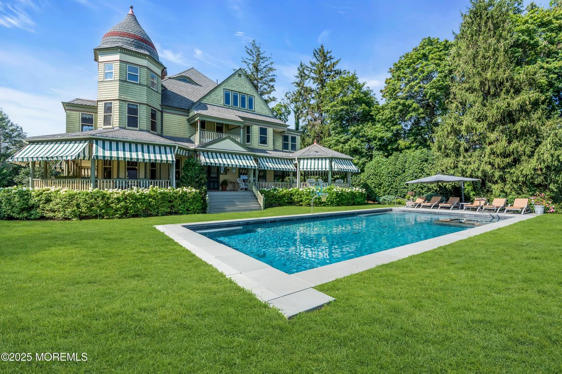 House in Red Bank, New Jersey, United States 2 - 16115471