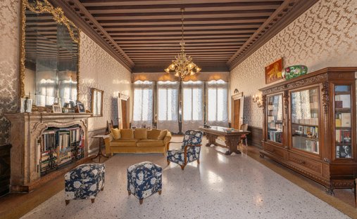 Apartment in Dorsoduro, Venice, Italy 1