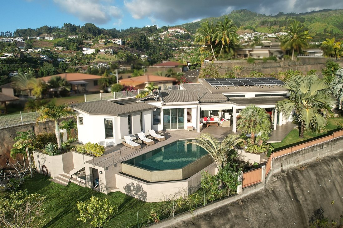 House in Puna'auia, Windward Islands, French Polynesia 2 - 16116805