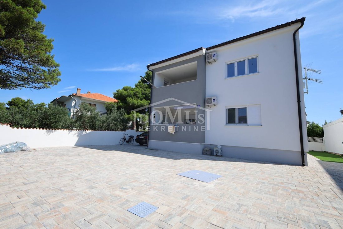 House in Vodice, Sibenik-Knin County, Croatia 2 - 16117384