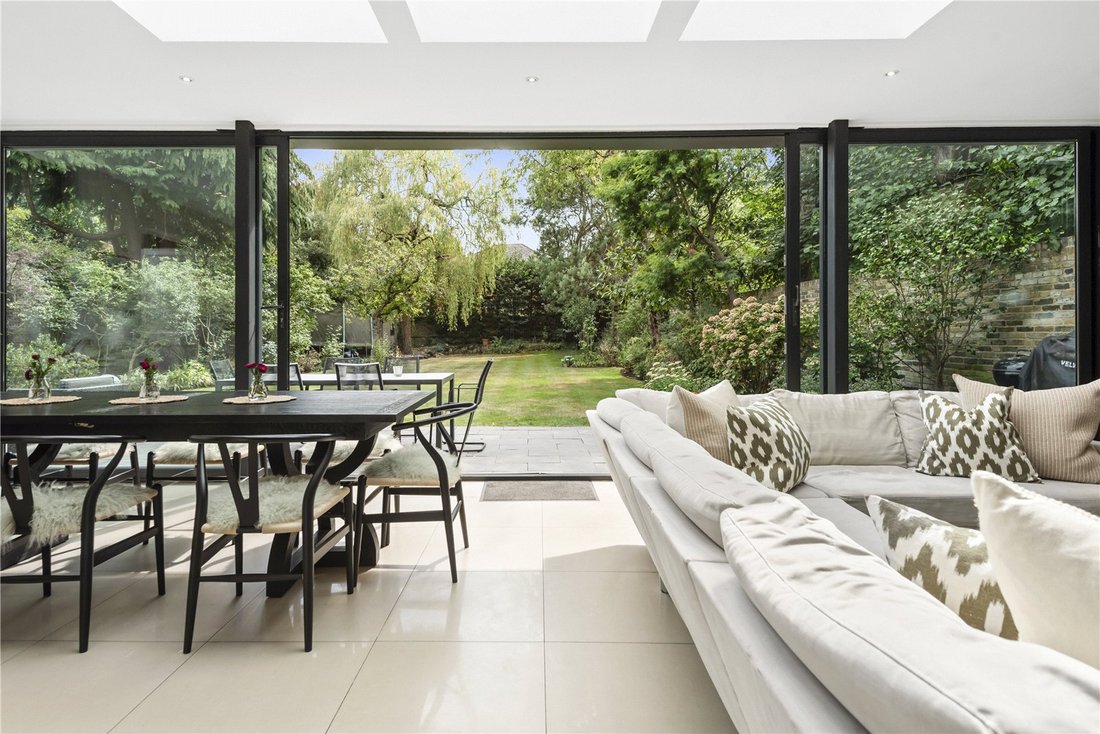 House in West Fields, Richmond Upon Thames, England 2 - 16116369