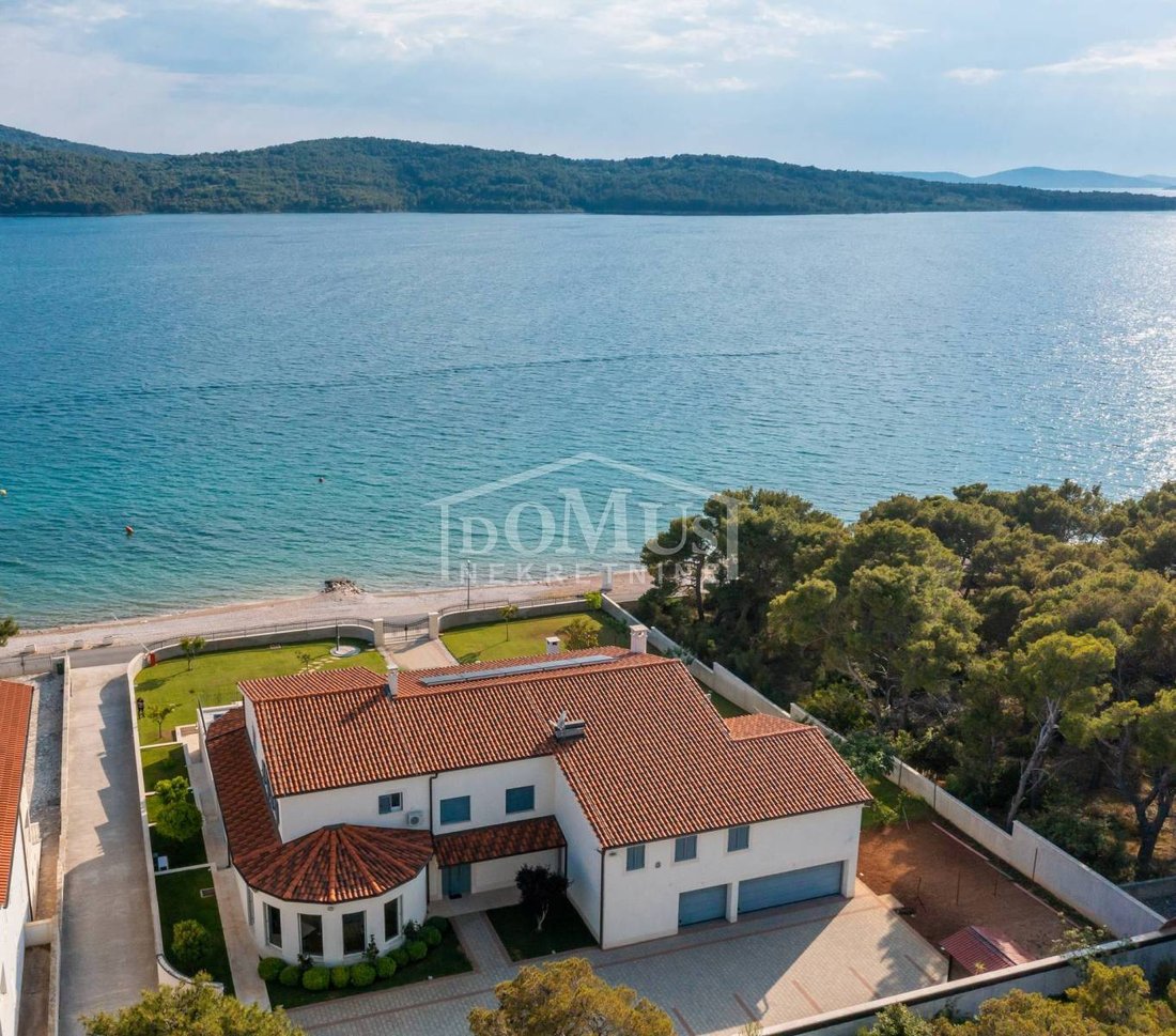 House in Gradska cetvrt Varos, Sibenik, Sibenik-Knin County 2 - 16117211