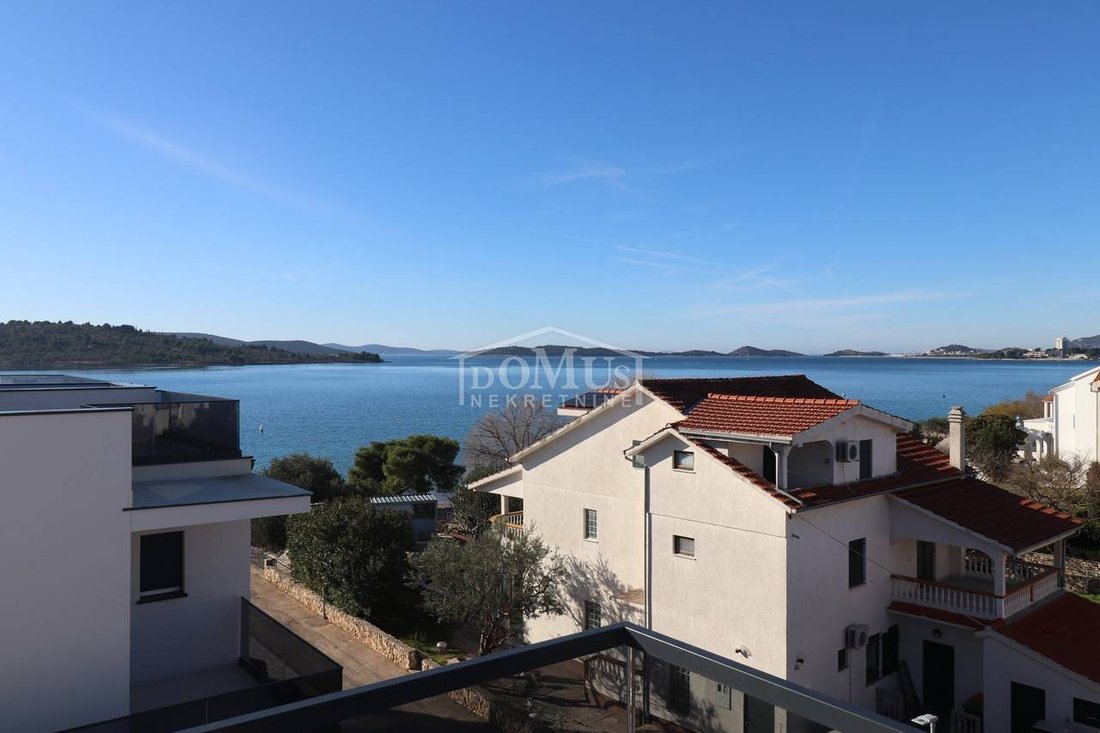 Apartment in Srima, Sibenik-Knin County, Croatia 1 - 16117327