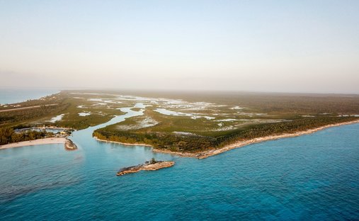Isla Privada en McQueen's Settlement, Isla Cat, Bahamas 1