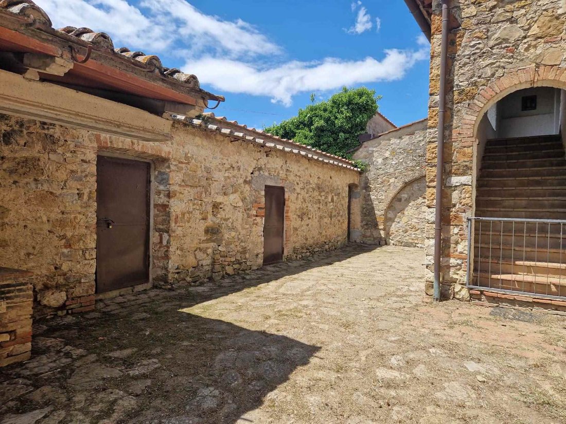 Country House in Castellina in Chianti, Tuscany, Italy 2 - 15998465