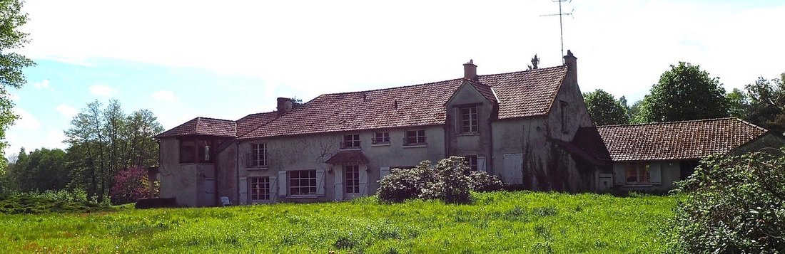 Estate in Sonchamp, Ile-de-France, France 1 - 16116057