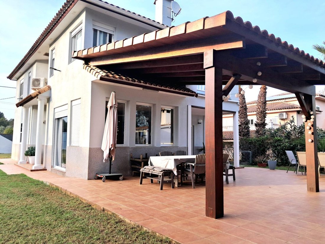 Villa in Serra, Valencian Community, Spain 1 - 16116758