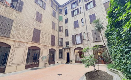 Apartment in Porta Venezia - Repubblica, Milan, Italy 1