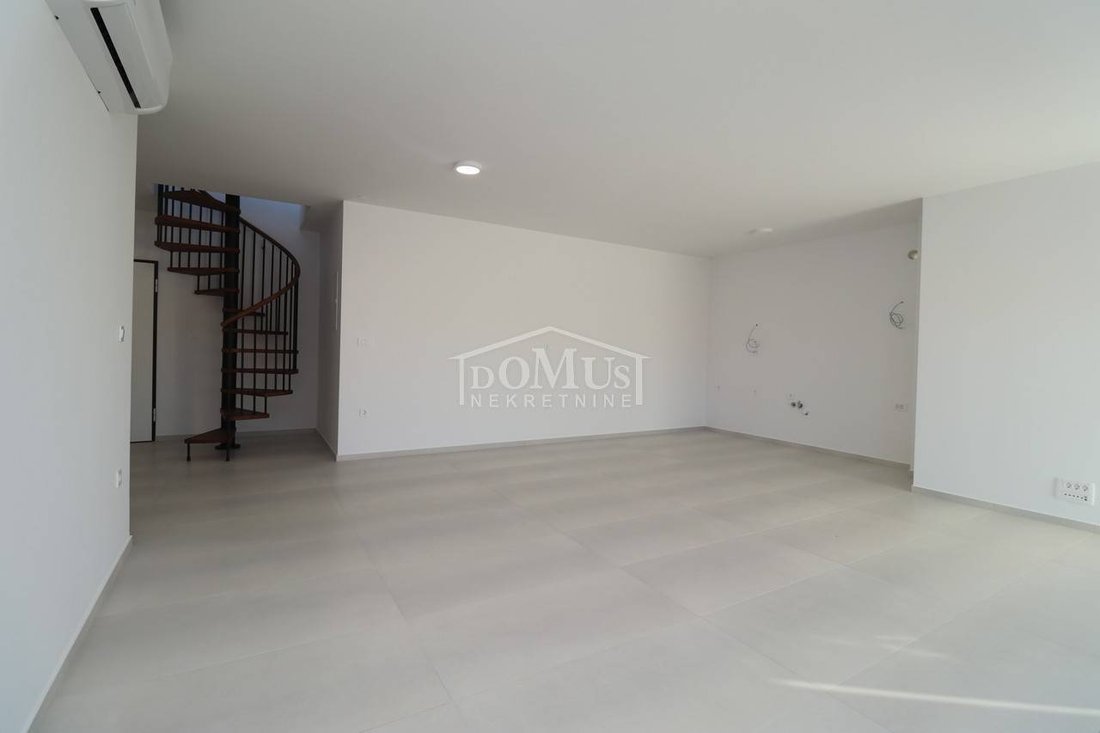 Apartment in Srima, Sibenik-Knin County, Croatia 5 - 16117327