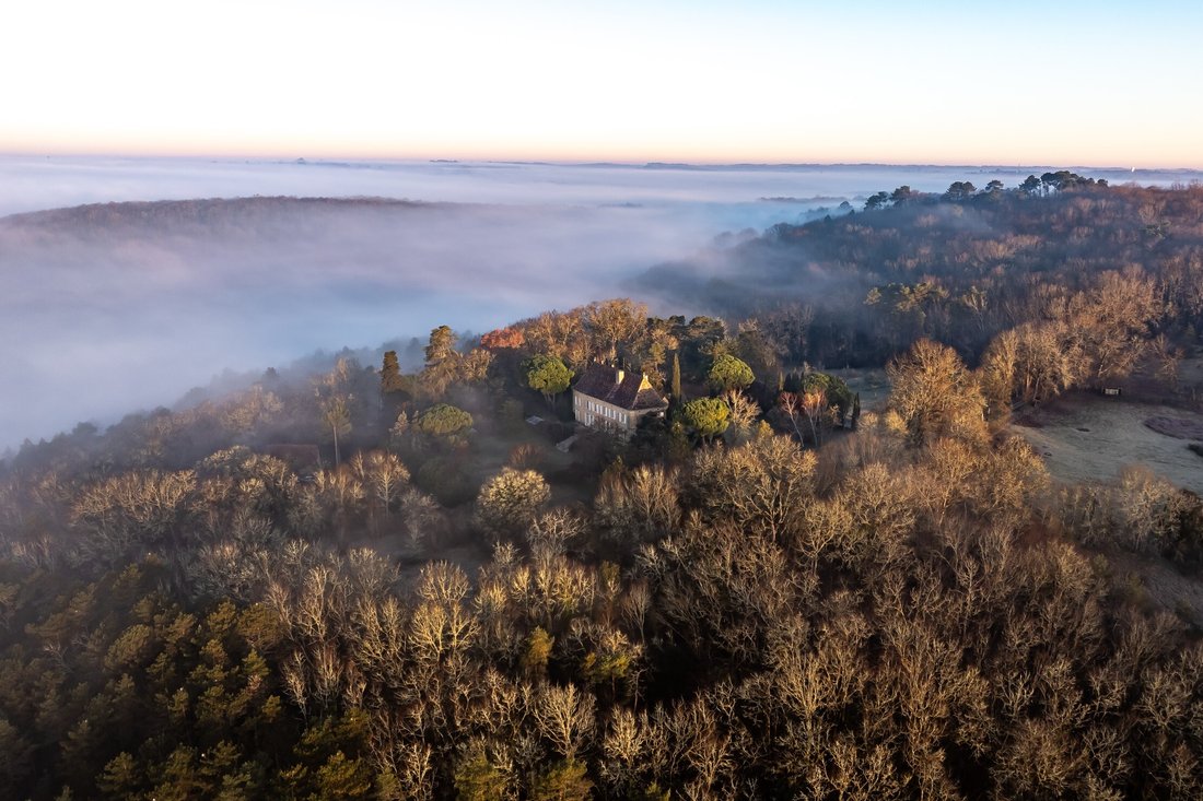Whispers of Périgord: A 14th-Century Manor Between Two Legendary Rivers