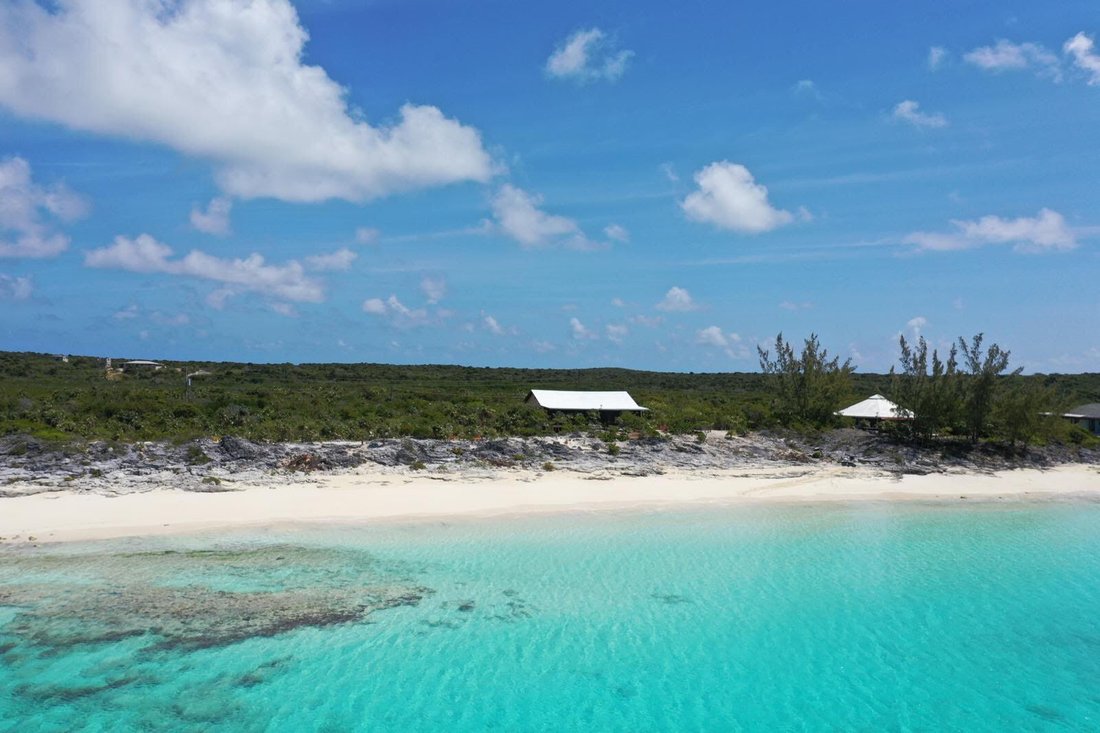 House in Rocker's, Cat Island, The Bahamas 1 - 16116137