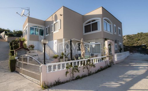 Casa en Rogoznica, Condado de Šibenik-Knin, Croacia 1