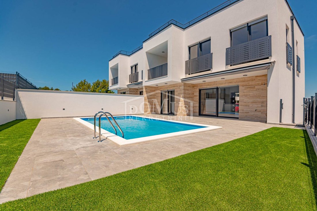 House in Vodice, Sibenik-Knin County, Croatia 1 - 16117282