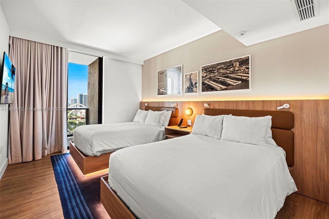 Condo in Miami, Florida, United States 4 - 16117753