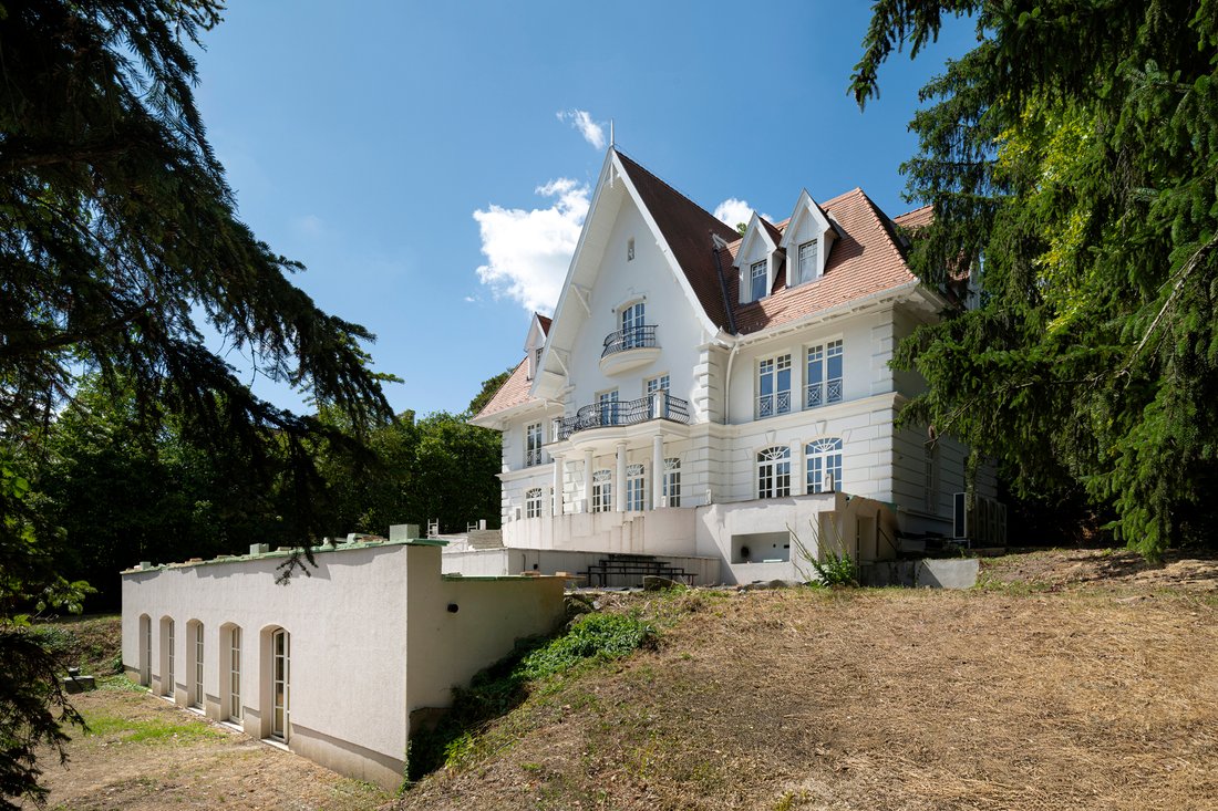 House in Budapest, Hungary 3 - 16115772