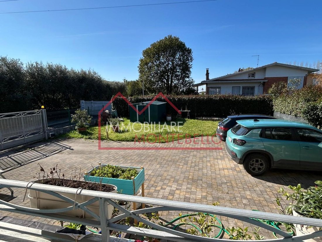 Country House in Capezzano Pianore, Camaiore, Tuscany 3 - 16117044