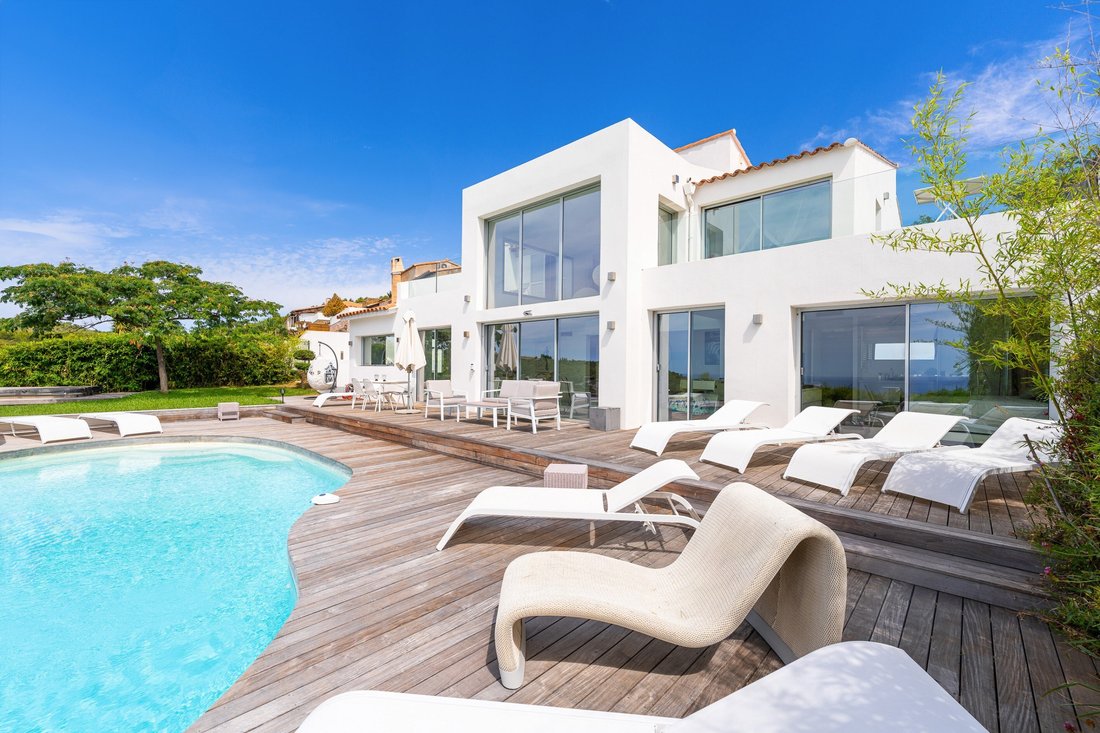 House in Grande Couronne, Cassis, France 5 - 15998576