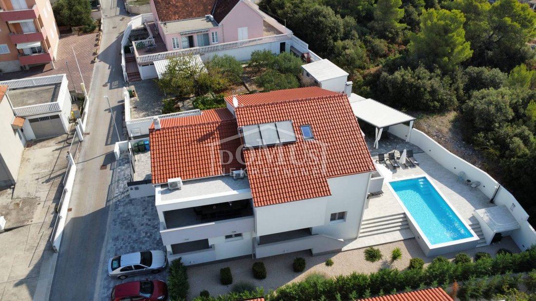 House in Brodarica, Sibenik-Knin County, Croatia 1 - 16117356