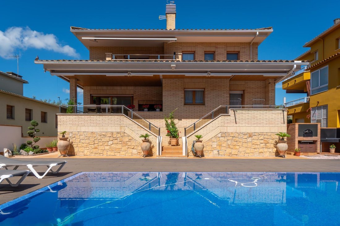 Villa in Banyoles (District), Banyoles, Spain 5 - 16116861