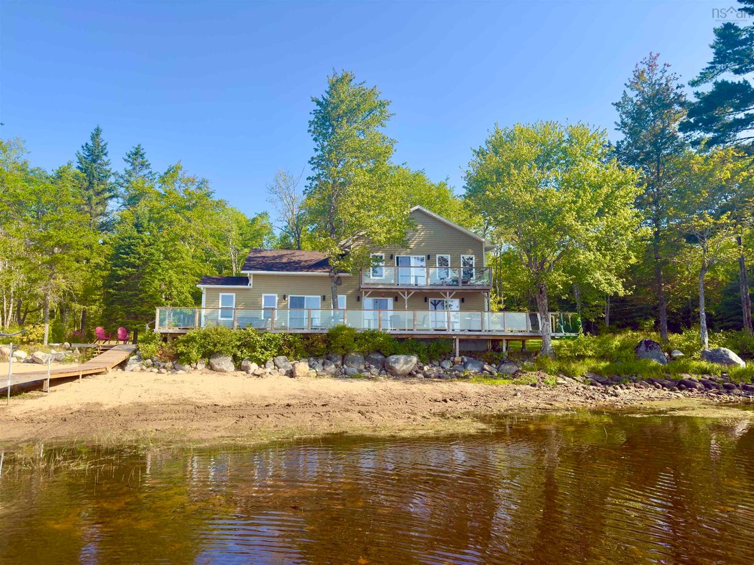 House in Chester, Nova Scotia, Canada 1 - 15856682