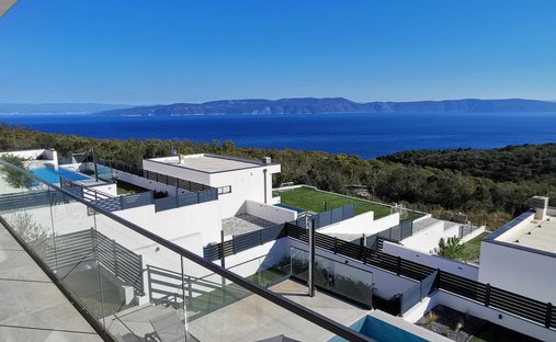 Villa in Crni, Istria County, Croatia 1
