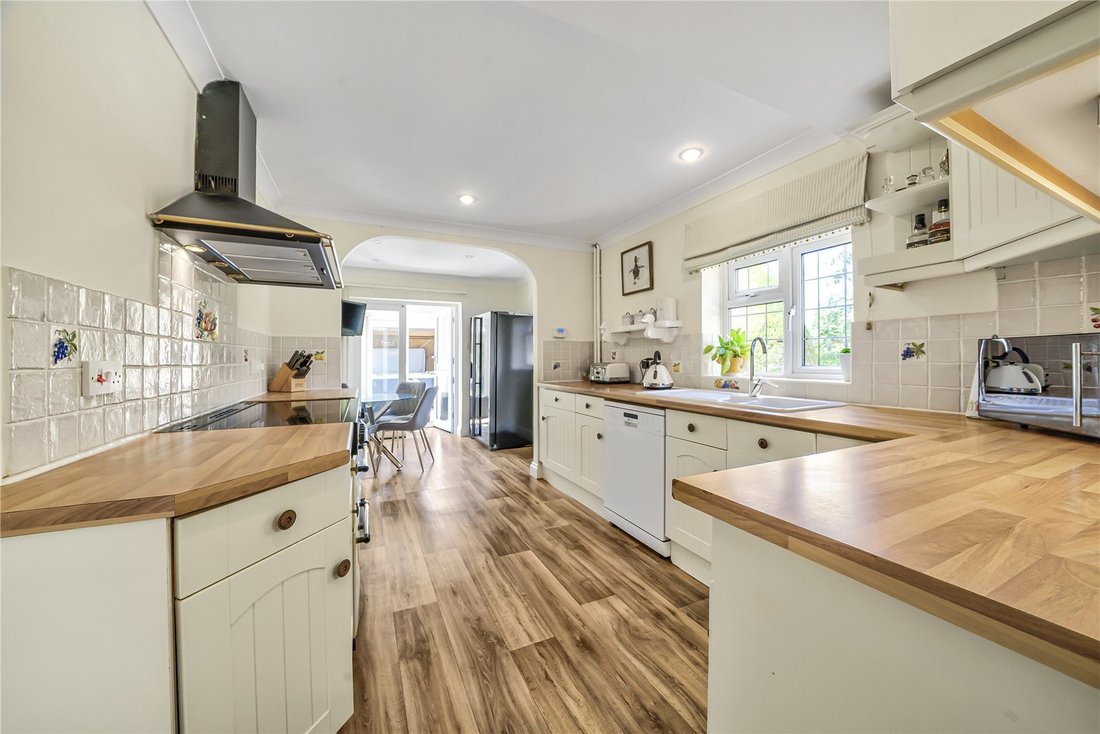 House in Batchmere, Chichester, England 4 - 16116946