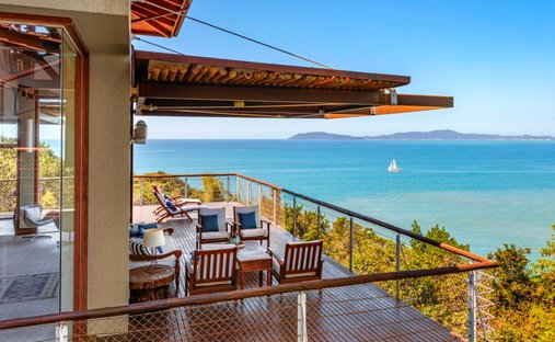 Villa in Florianópolis, State of Santa Catarina, Brazil 1