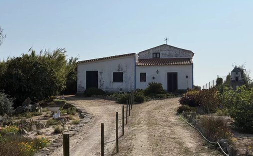 Farm Ranch in Ferrel, Leiria, Portugal 1