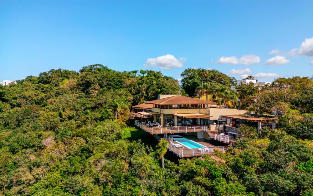 Villa in Florianópolis, State of Santa Catarina, Brazil 3 - 16117891