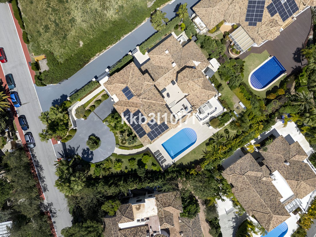 Villa in Sierra Blanca, Marbella, Spain 5 - 16118023